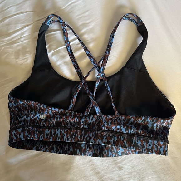 Lululemon sports bra - Picture 2 of 2